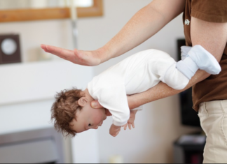 Quali sono gli alimenti più pericolosi per i bambini?