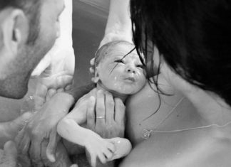 Il parto in casa è una nuova moda: ma quali sono i rischi?