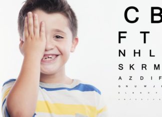 Bambini e oculista: quando effettuare la prima visita?