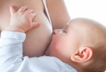 Come prevenire le ragadi al seno durante l'allattamento