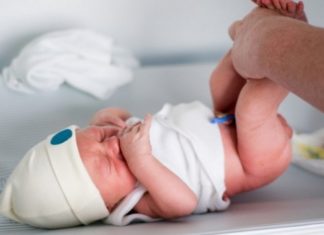 Meconio: perché è importante controllare le feci del neonato nella prima settimana di nascita?