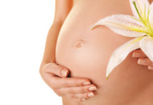 Olio di mandorle in gravidanza, un alleato contro le smagliature