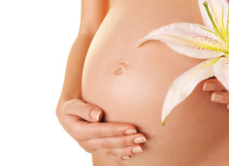 Olio di mandorle in gravidanza, un alleato contro le smagliature