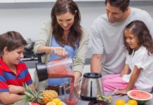 Evita i succhi di frutta pronti, prepara dei centrifugati salutari per il tuo bambino