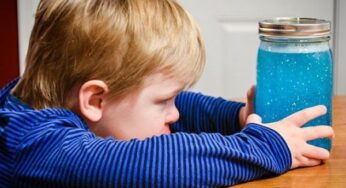 Bambini stressati e nervosi? A casa, come a scuola, ecco la bottiglia della calma