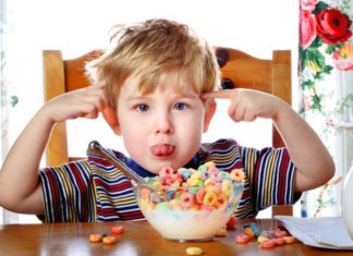 Sai che alcuni cibi influenzano il comportamento del tuo bambino?