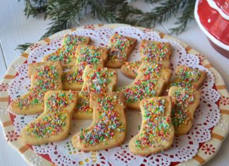 Festa dell'Epifania in casa? Prepara con il tuo bambino i biscotti della befana